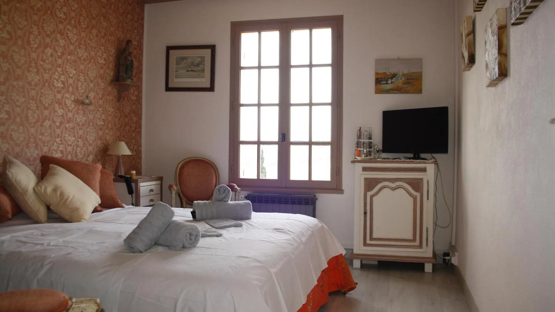 Villa Ma Cardaline Avec Piscine Et Vue Mer Avec 3 Chambres Pour 6 Personnes Classe 3 Etoiles Le Castellet   Le Castellet (Var)